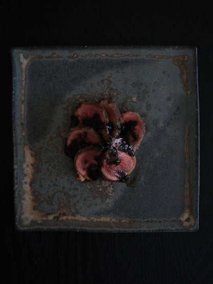 集落で捕獲した天然の鹿肉｜背ロース