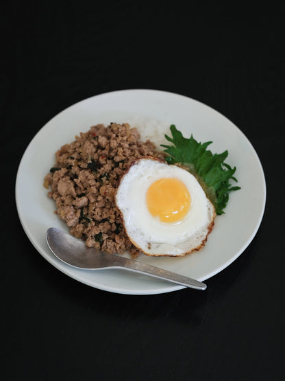 平飼い育ち親鶏を味わう鶏ミンチ